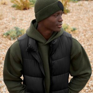 Circular fashion patch beanie
