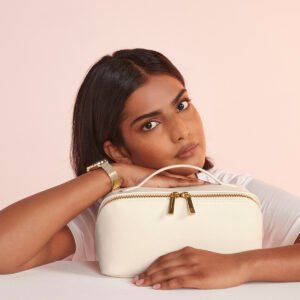 Boutique open flat accessory case